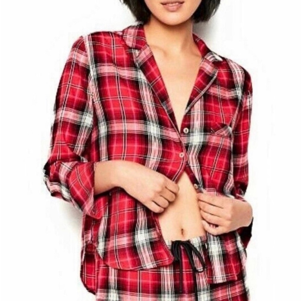 Victoria’s Secret The flannel pjs shirt size M Regular
 Like new conditions